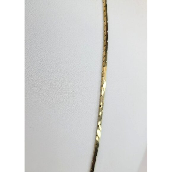 Vintage Gold Tone Necklace + Shape Herringbone Fashion Costume Chain CT9 - Picture 4 of 5